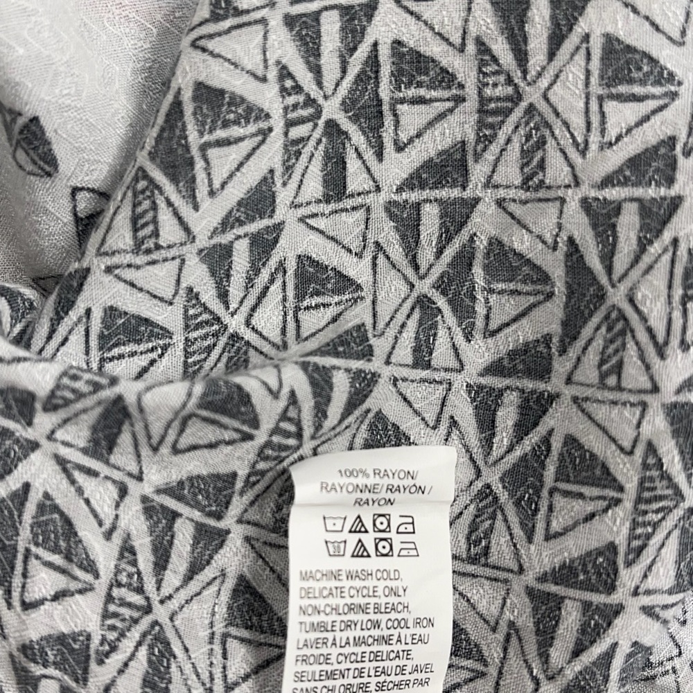 Lucky Brand Black and White High Neck Printed BOHO Loose Fit Tank - Picture 7 of 7